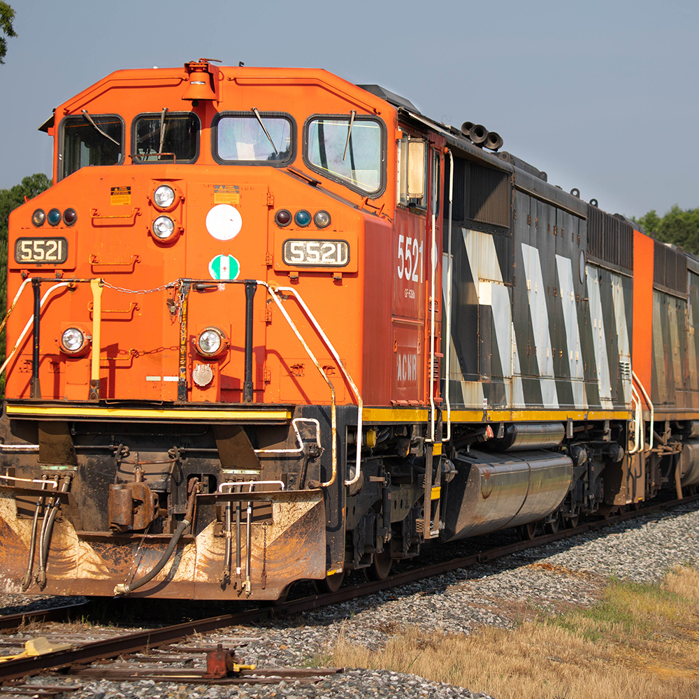 Train shutterstock 1605829369